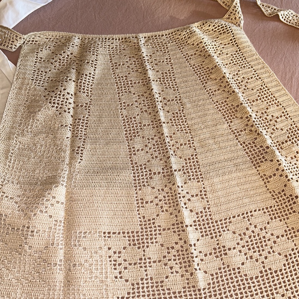 Two New never used vintage aprons.   Cotton and crochet
